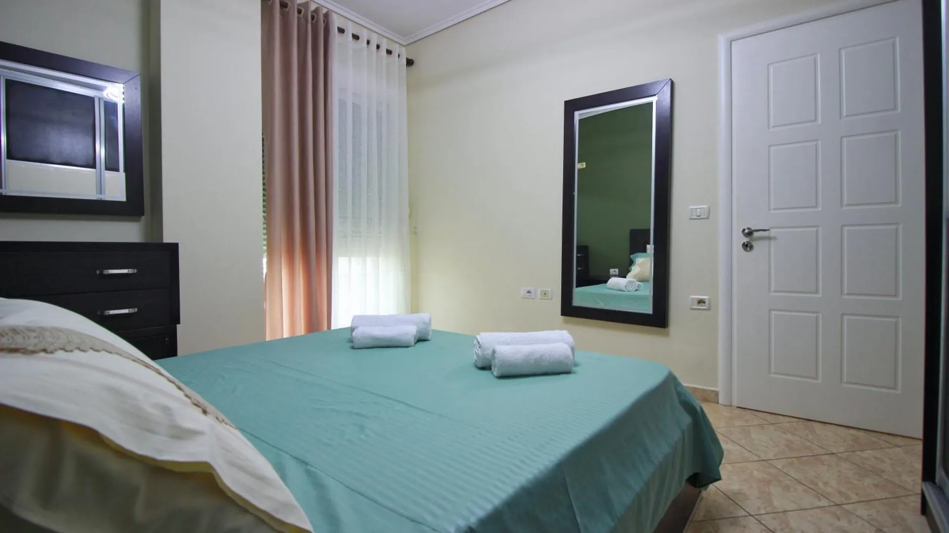 Apartament 47 Gjirokastra