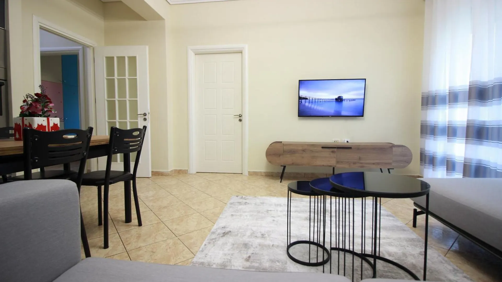 Apartament 47 Gjirokastra