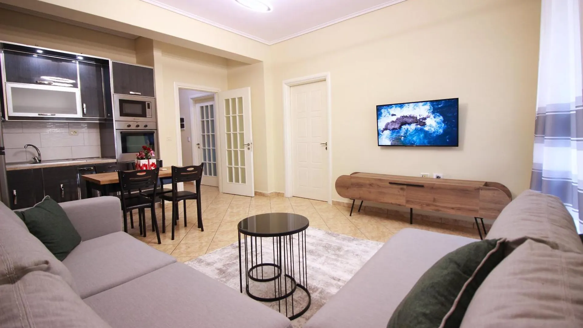 Apartament 47 Gjirokastra